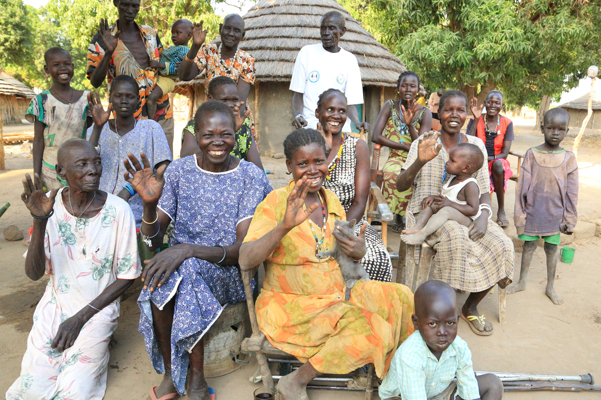 Menschen aus dem Lepradorf im Südsudan