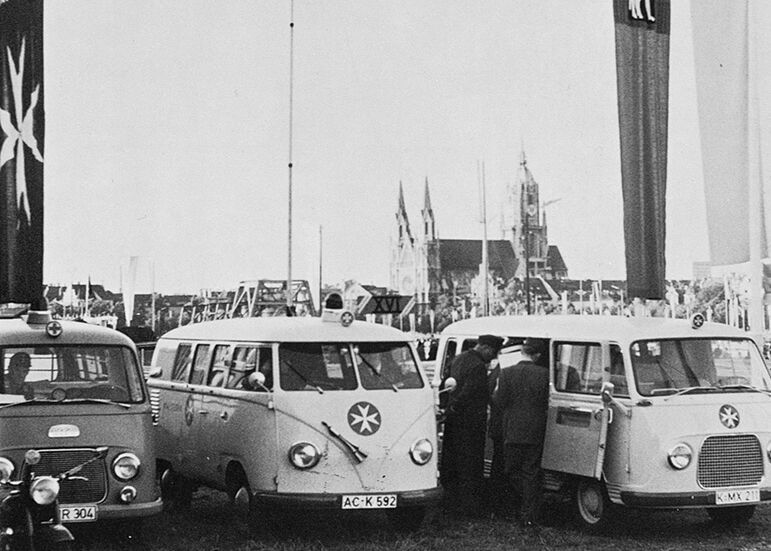 Beim Eucharistischen Weltkongress präsentierte sich der MHD mit Fahrzeugen und Bannern.